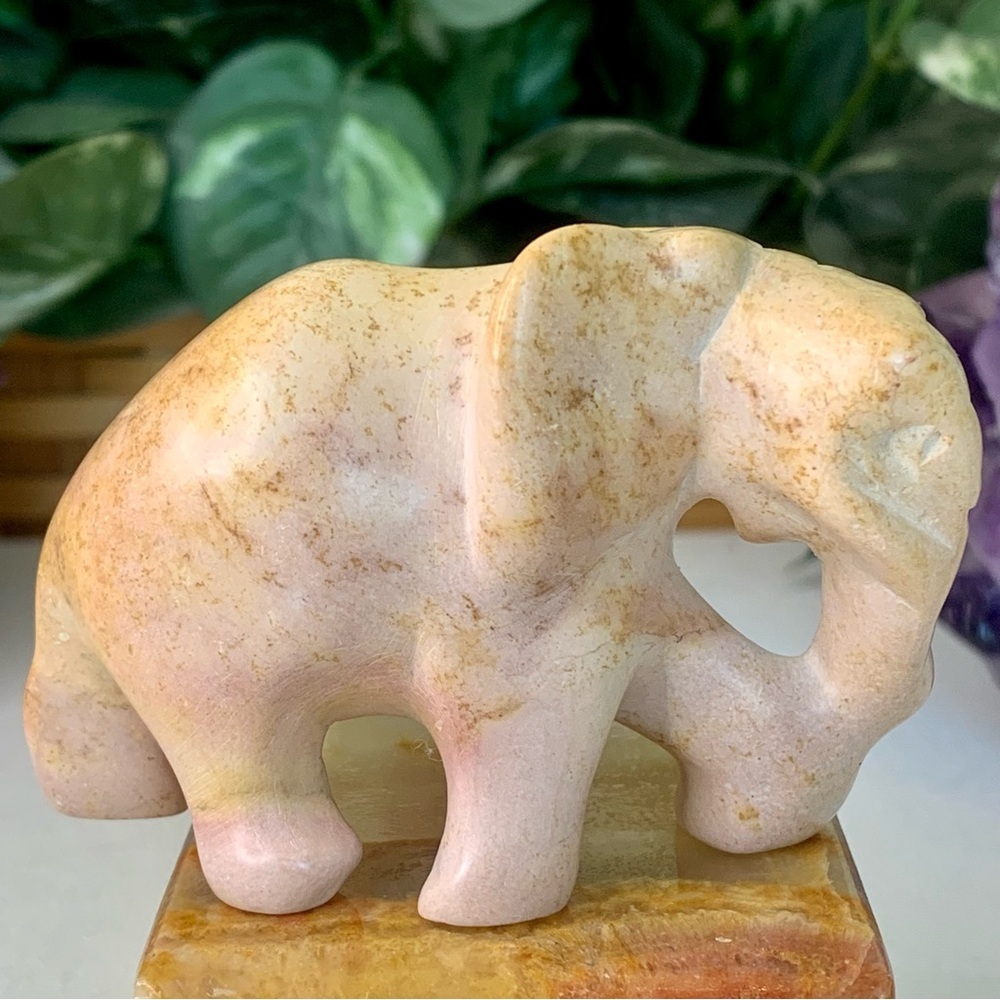 Soapstone Hand Carved Elephant Figurine Stone Carving Animal Statue Figure 3.5"